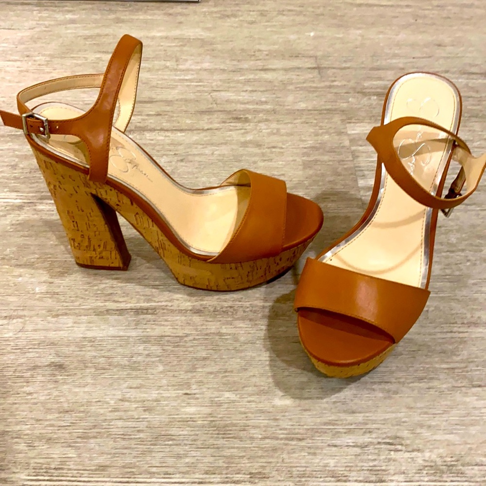 Leather brown shoes